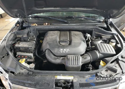 2013 Jeep Grand Cherokee Laredo z USA, uszkodzony, nr VIN 1C4RJFAG3DC612331